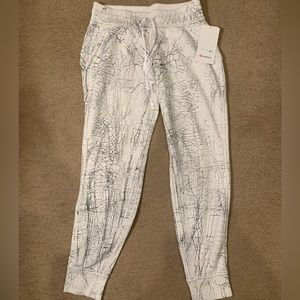 NWT! Lululemon Warm Down Jogger in White with Black Thread Dye